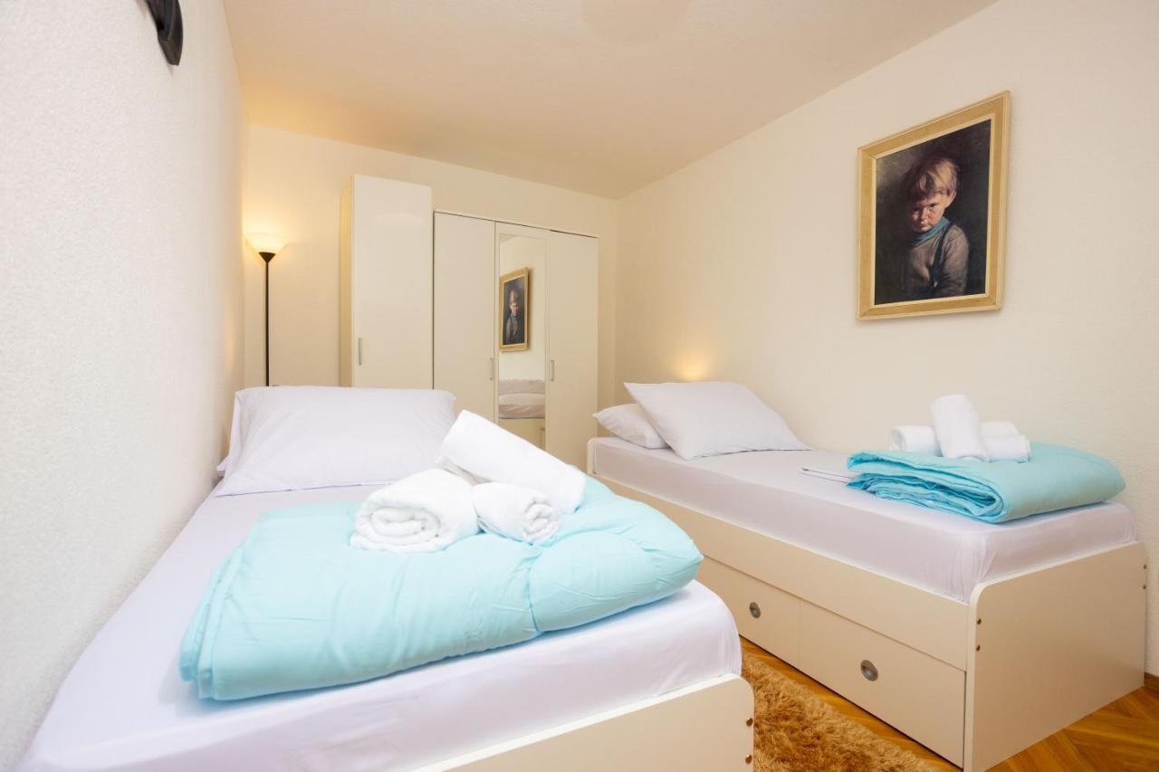 Split Inn Apartments ภายนอก รูปภาพ