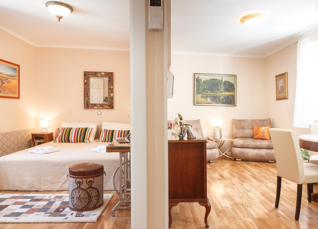 Split Inn Apartments ภายนอก รูปภาพ