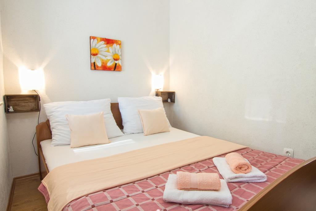 Split Inn Apartments ภายนอก รูปภาพ