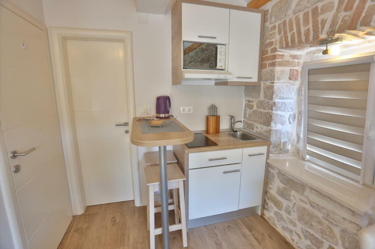 Split Inn Apartments ภายนอก รูปภาพ